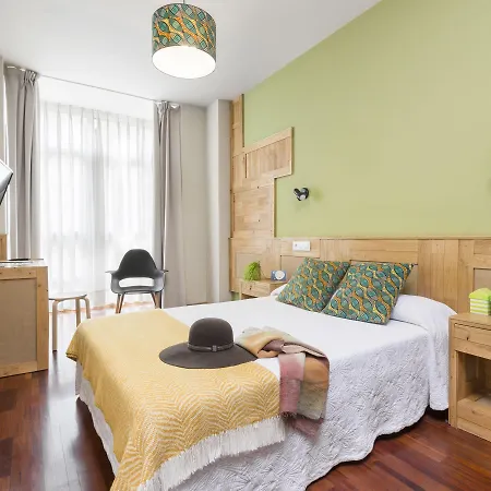 San Miguel 2* Gijón