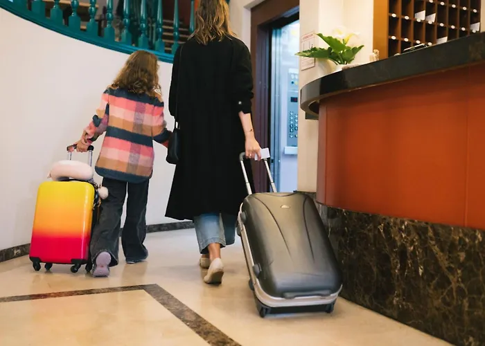 San Miguel 2* Хіхон